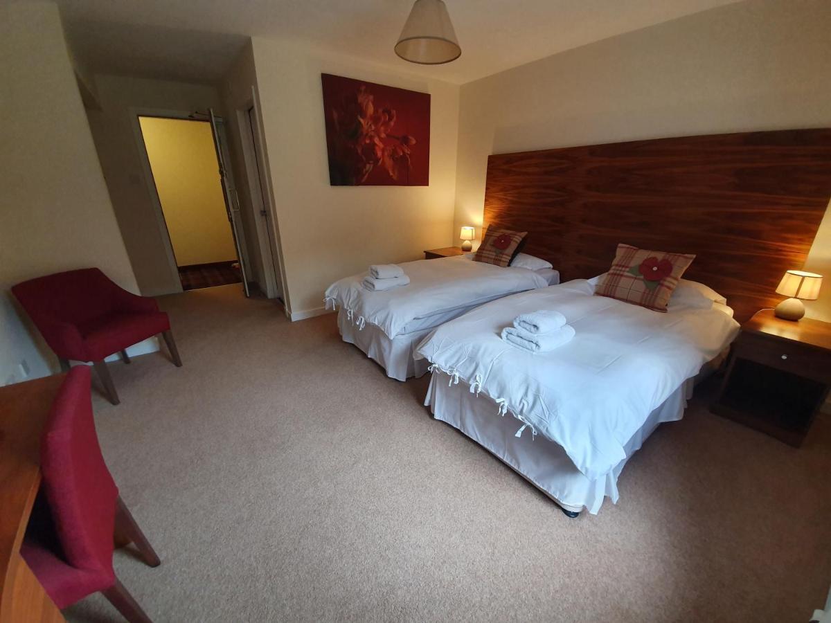 Lochailort Inn Екстер'єр фото