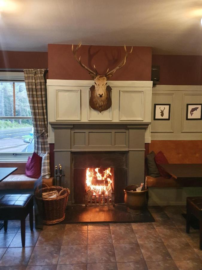 Lochailort Inn Екстер'єр фото